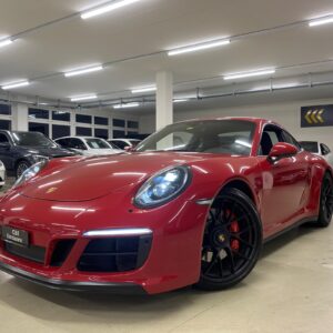 PORSCHE 911 Carrera 4 GTS PDK
