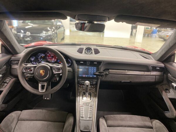 PORSCHE 911 Carrera 4 GTS PDK – Bild 11