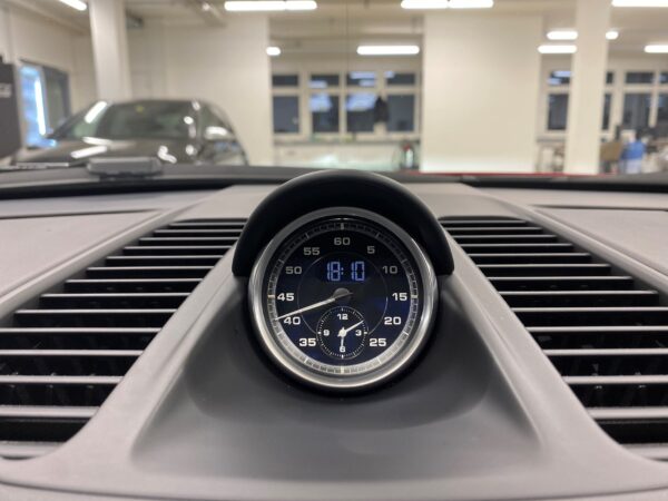 PORSCHE 911 Carrera 4 GTS PDK – Bild 18