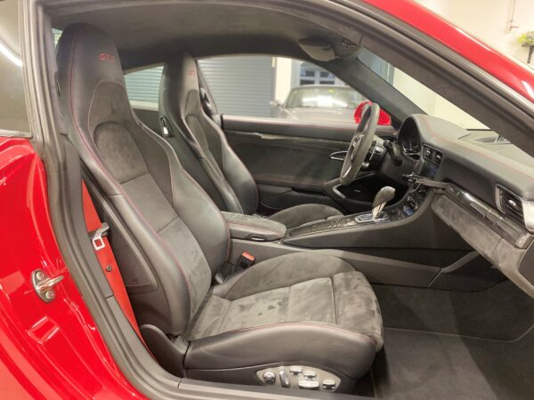 PORSCHE 911 Carrera 4 GTS PDK – Bild 10