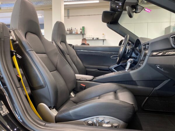 PORSCHE 911 Cabriolet 3.8 Turbo S PDK (Cabriolet) – Bild 10